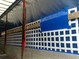 Ron Vullings transport binnenkant oplegger